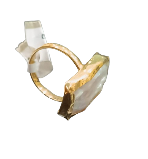 Gold Shellpal Ring  ( 21.5k )